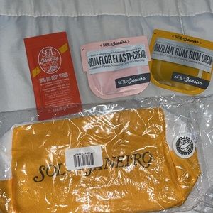Brand new (never opened) Sol De Janerio bag